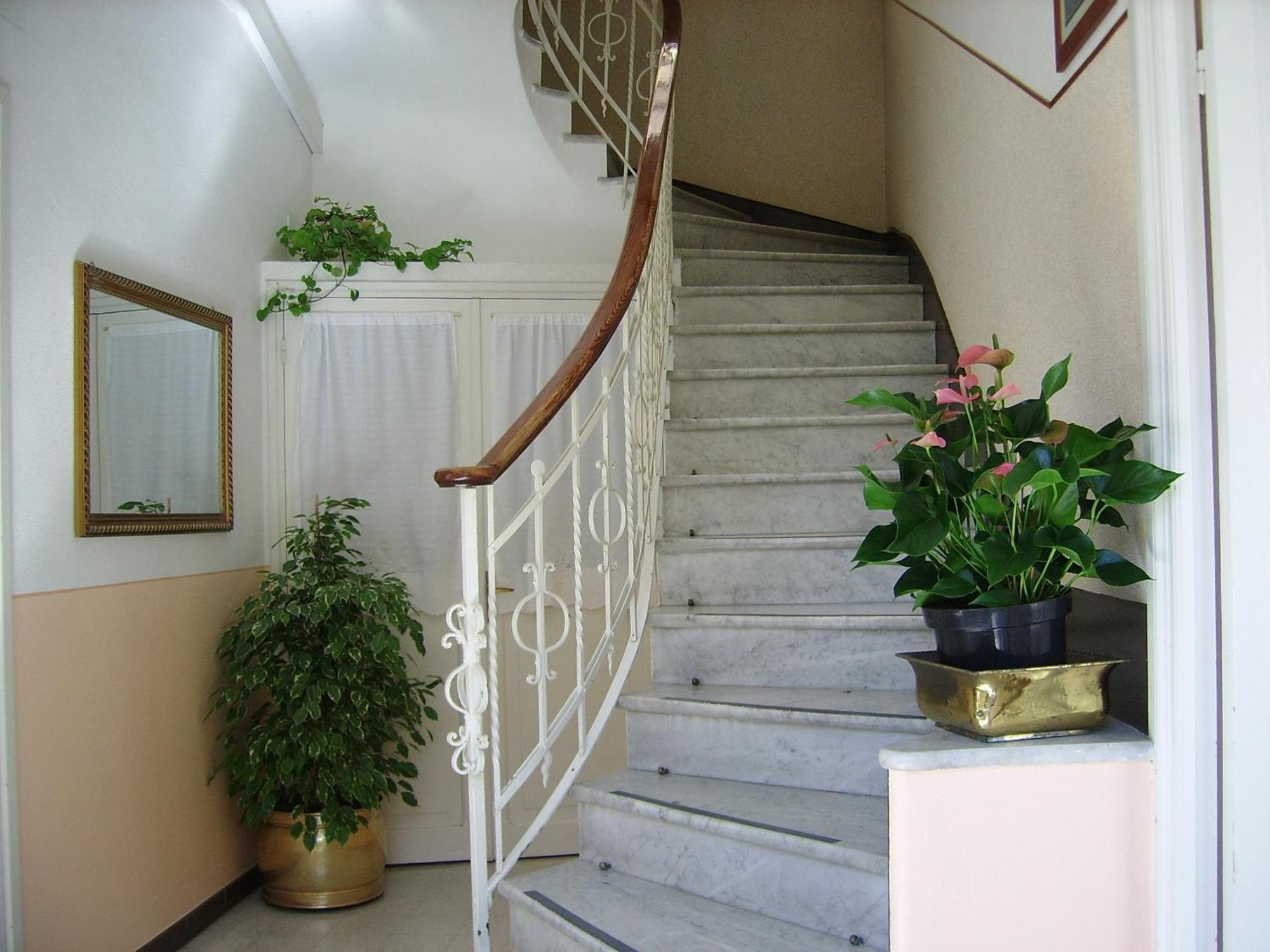 Hotel Fiorenza & Banksia Meuble Alassio Exteriér fotografie